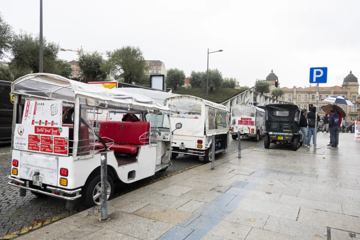 Tuk-tuks e Câmara do Porto estiveram em litígio e o caso parece que não vai acabar por aqui
