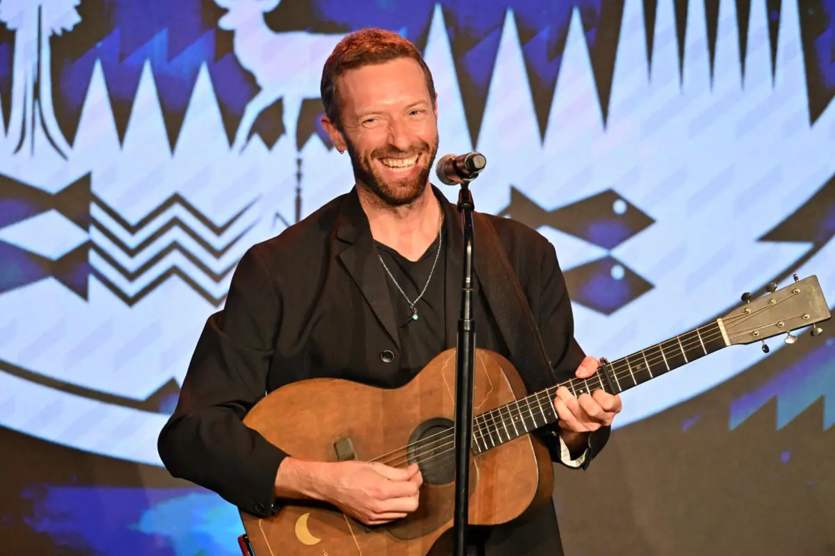 Chris Martin está em digressão pela Ásia