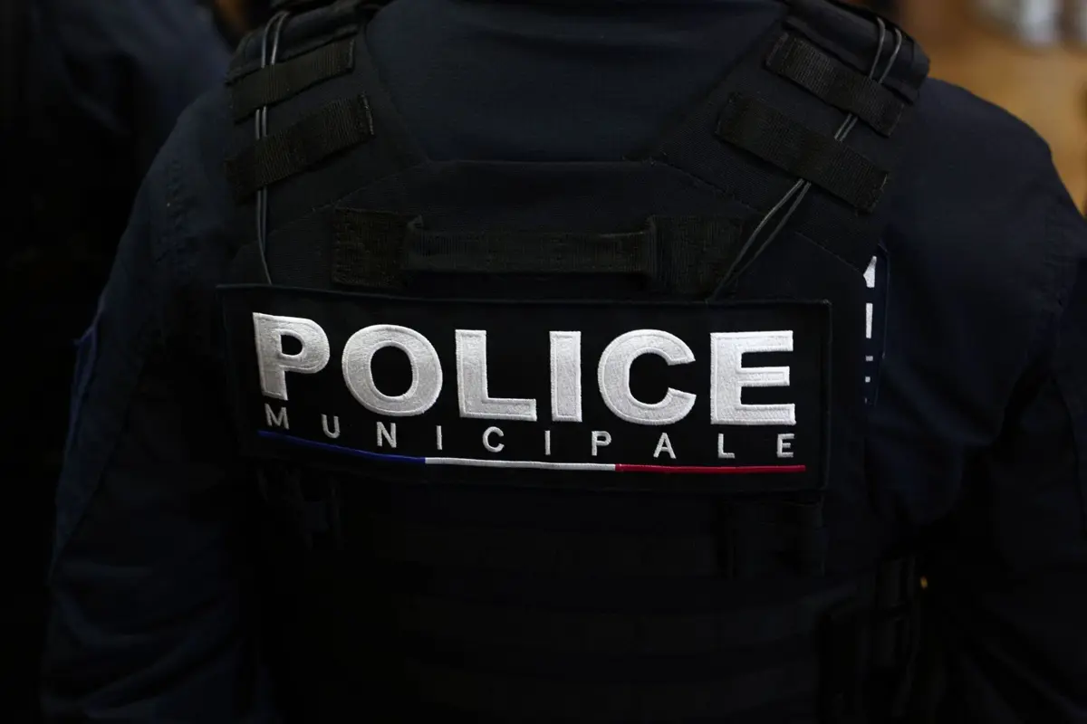 O ministro do Interior, Bruno Retailleau, criticou as "provocações insuportáveis" contra os muçulmanos e qualificou como "cobardia insondável" atacar locais de culto