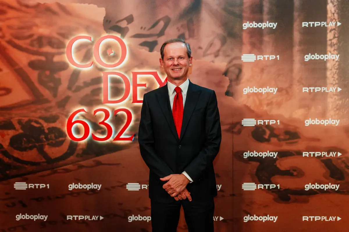 José Rodrigues dos Santos revela que acompanhou a elaboração do guião