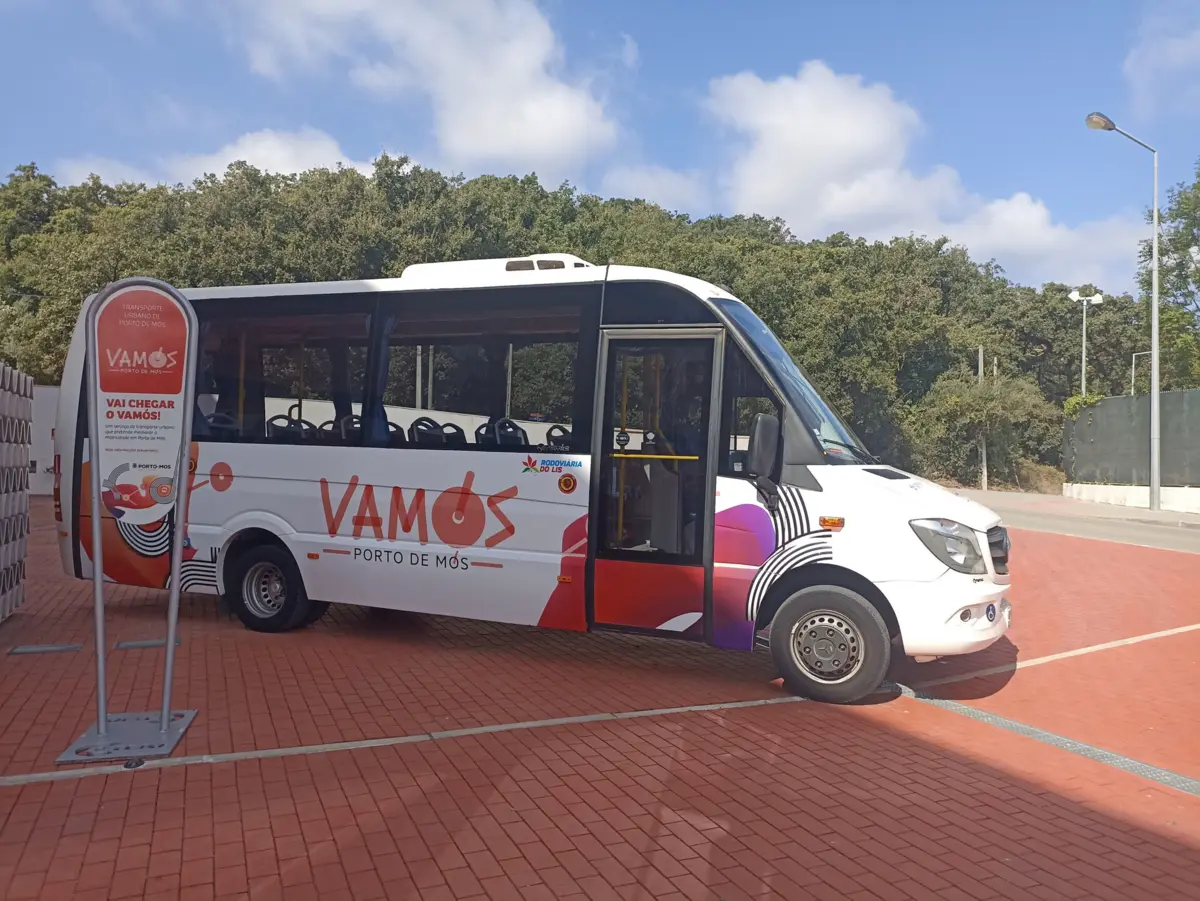 Imagem de contexto do artigo Porto de Mós reforça oferta de transportes públicos