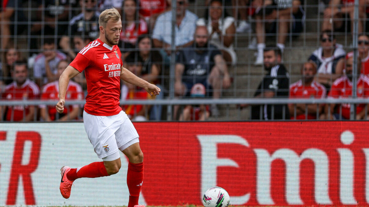 Os valores do acordo entre Benfica e Feyenoord para a transferência de Tengstedt