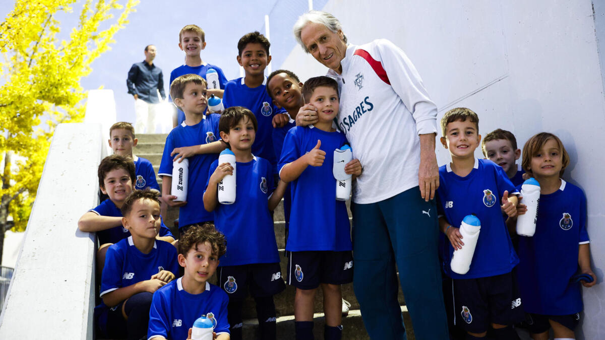 Jorge Jesus's smile with FC Porto's new generation