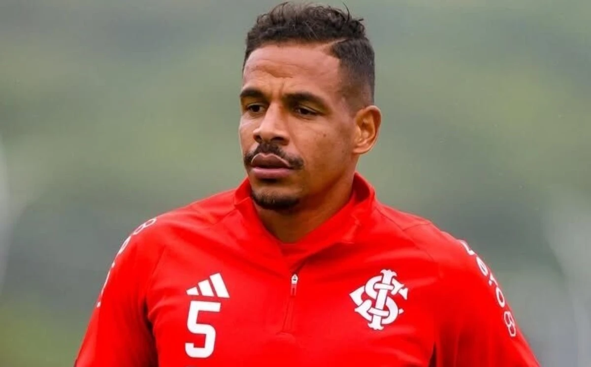 Imagem de contexto do artigo Fernando critica "rescisão precipitada" e o Internacional retrata-se