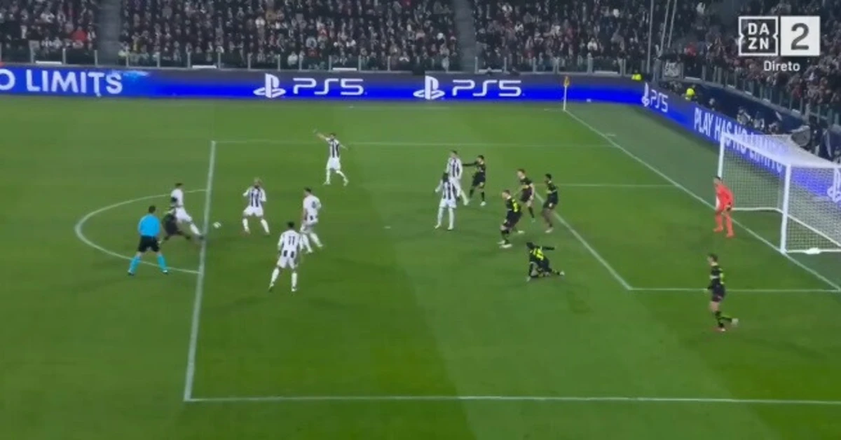 Imagem de contexto do artigo McKennie adianta Juventus diante do PSV com remate potente: veja aqui