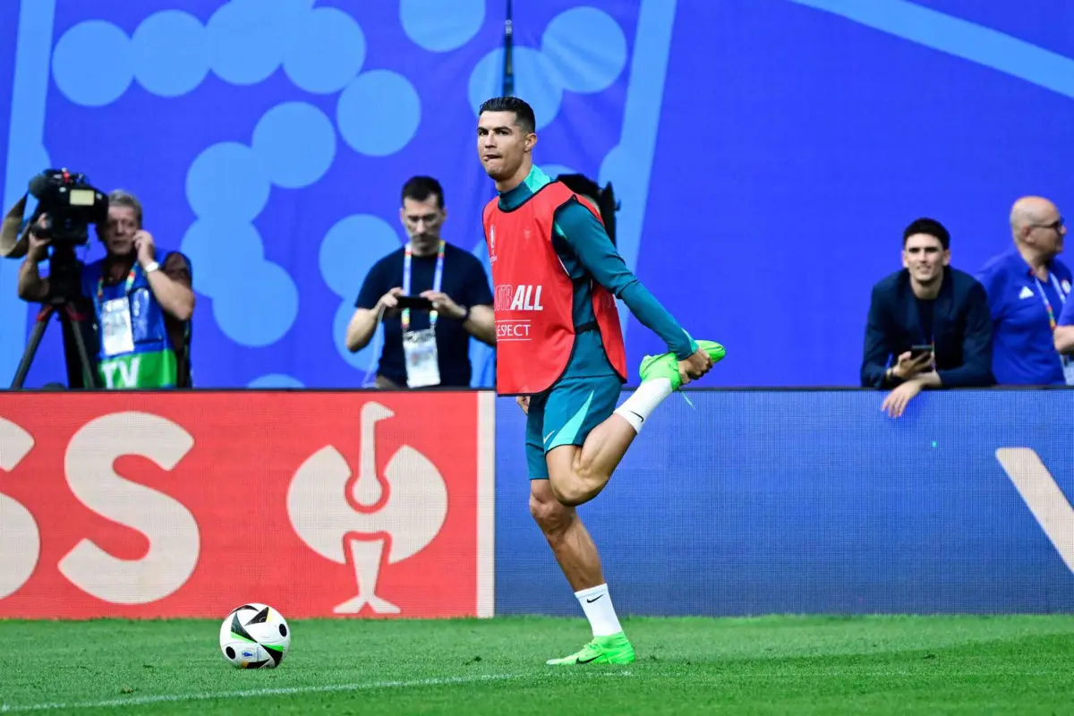 Cristiano Ronaldo (Créditos: JOHN MACDOUGALL / AFP)