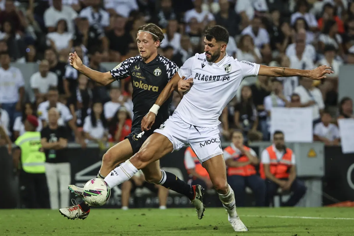 Imagem de contexto do artigo V. Guimarães elimina o Zurique e vai jogar com o Zrinjski Mostar no play-off da Liga Conferência