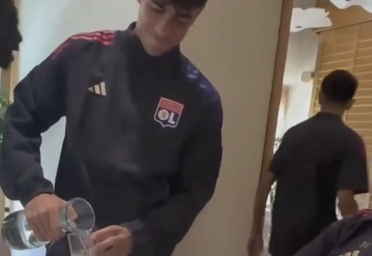 Imagem de contexto do artigo Supertaça: Afonso Moreira perdeu aposta e foi empregado de Matic durante um dia