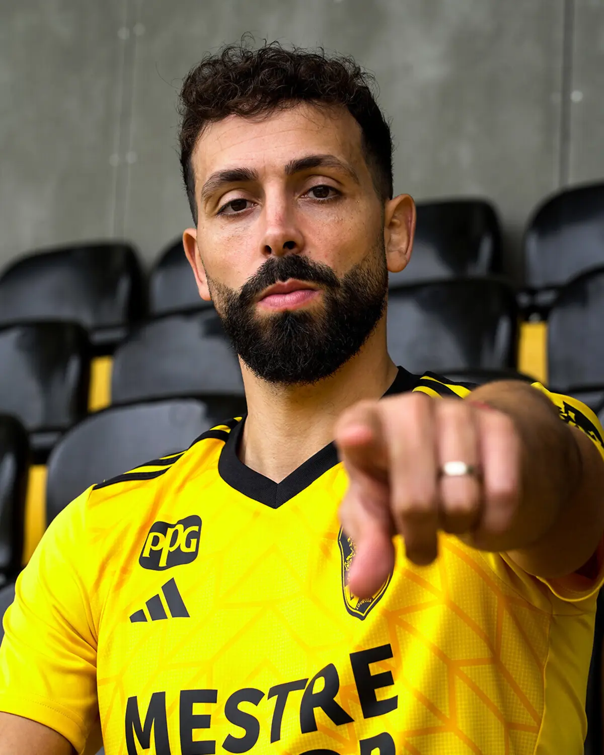 Imagem de contexto do artigo Tiago Mesquita reforça o Lusitânia de Lourosa