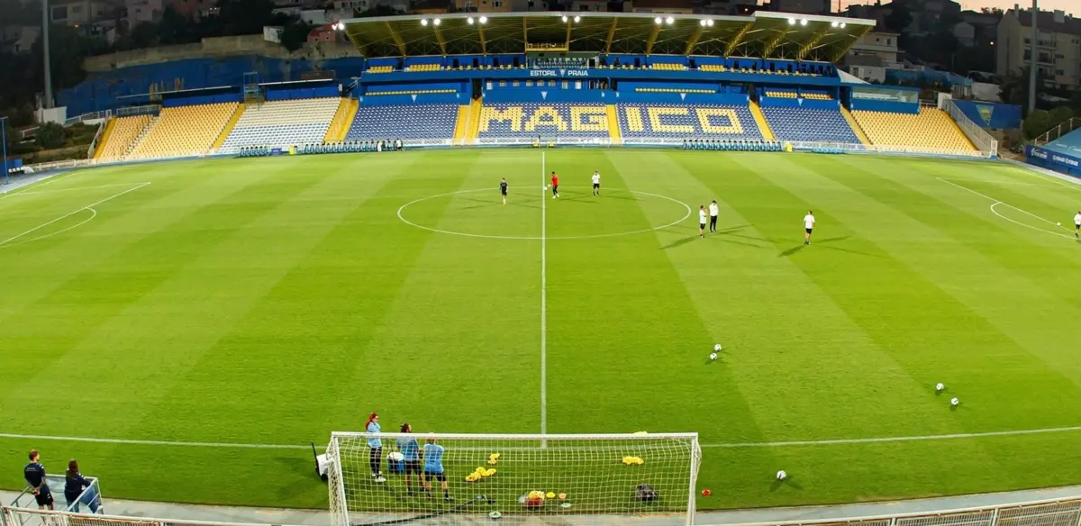 Imagem de contexto do artigo DIRETO | Estoril-Alverca