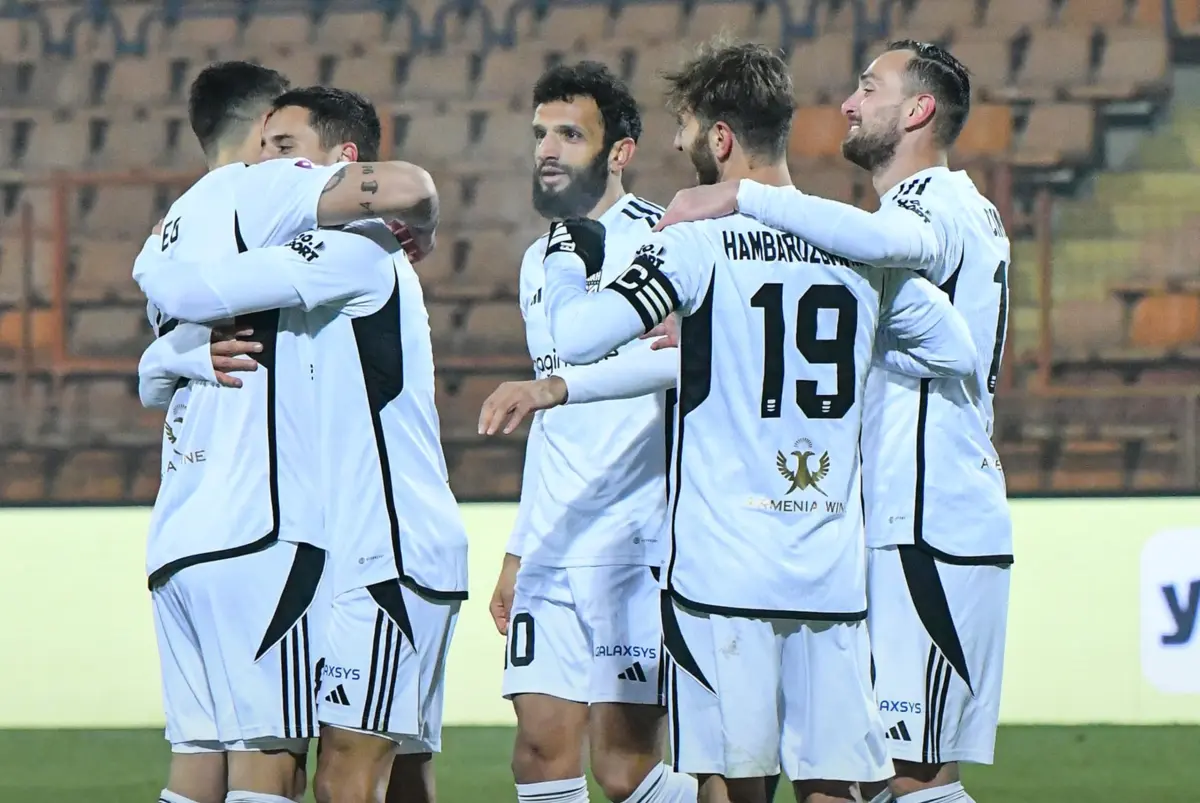 Imagem de contexto do artigo Noah esmaga na Arménia com bis de Gonçalo Gregório