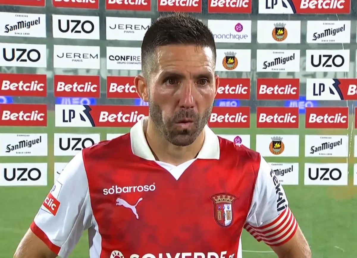 Imagem de contexto do artigo João Moutinho exige mais: "Há o reconhecimento dos adeptos, mas não chega"