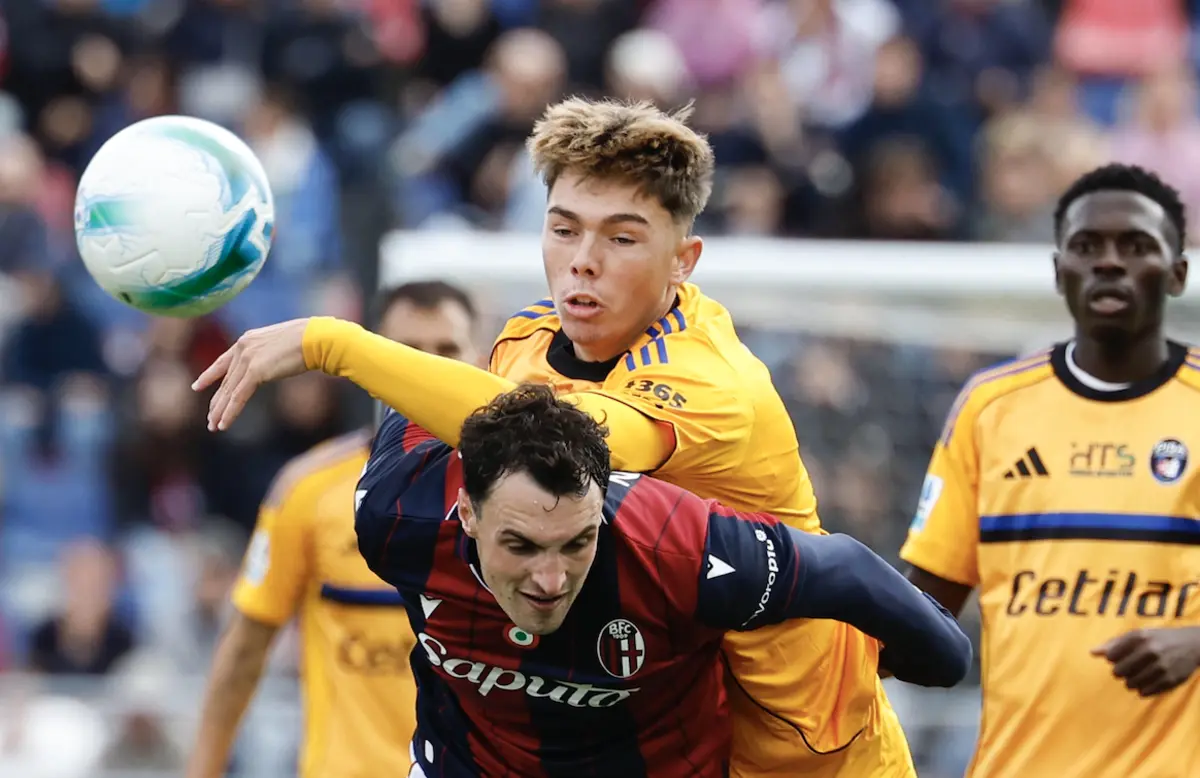 Louis Buffon, de amarelo