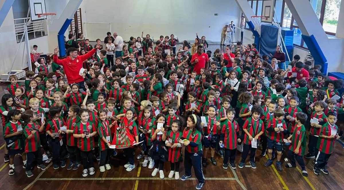Imagem de contexto do artigo Atletas de várias modalidades do Marítimo visitaram escola no Funchal