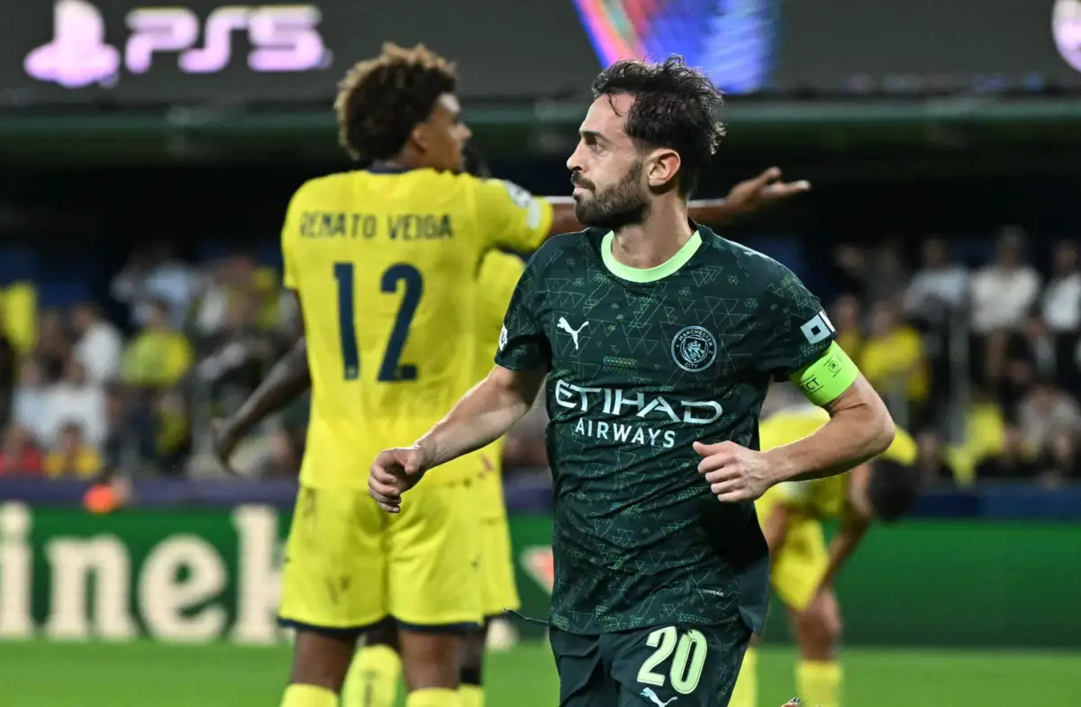 Manchester City's Portuguese midfielder #20 Bernardo Silva celebrates scoring his team's second goal during the UEFA Champions League league phase day 3 football match between Villarreal CF and Manchester City at La Ceramica Stadium in Vila-real on October 21, 2025. (Photo by JAVIER SORIANO / AFP)