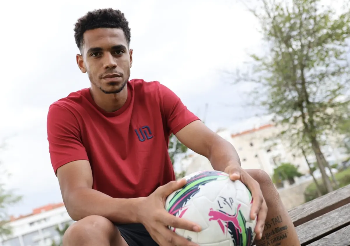 Imagem de contexto do artigo Passou pela formação do Real Madrid e agora reforça a União de Leiria