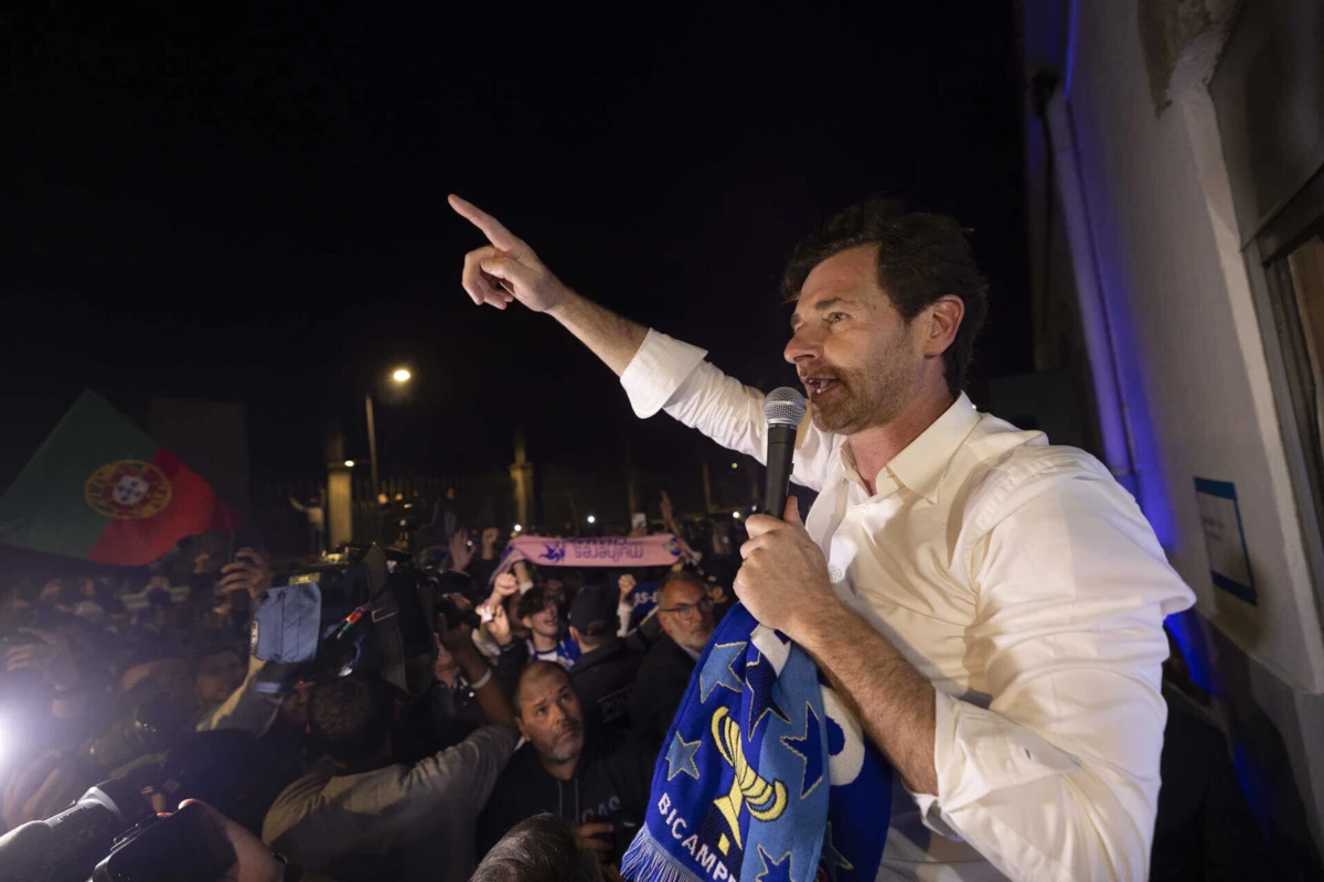 Imagem de contexto do artigo Equipa de Villas-Boas desconhece acordo para a cooptação de Pereira da Costa