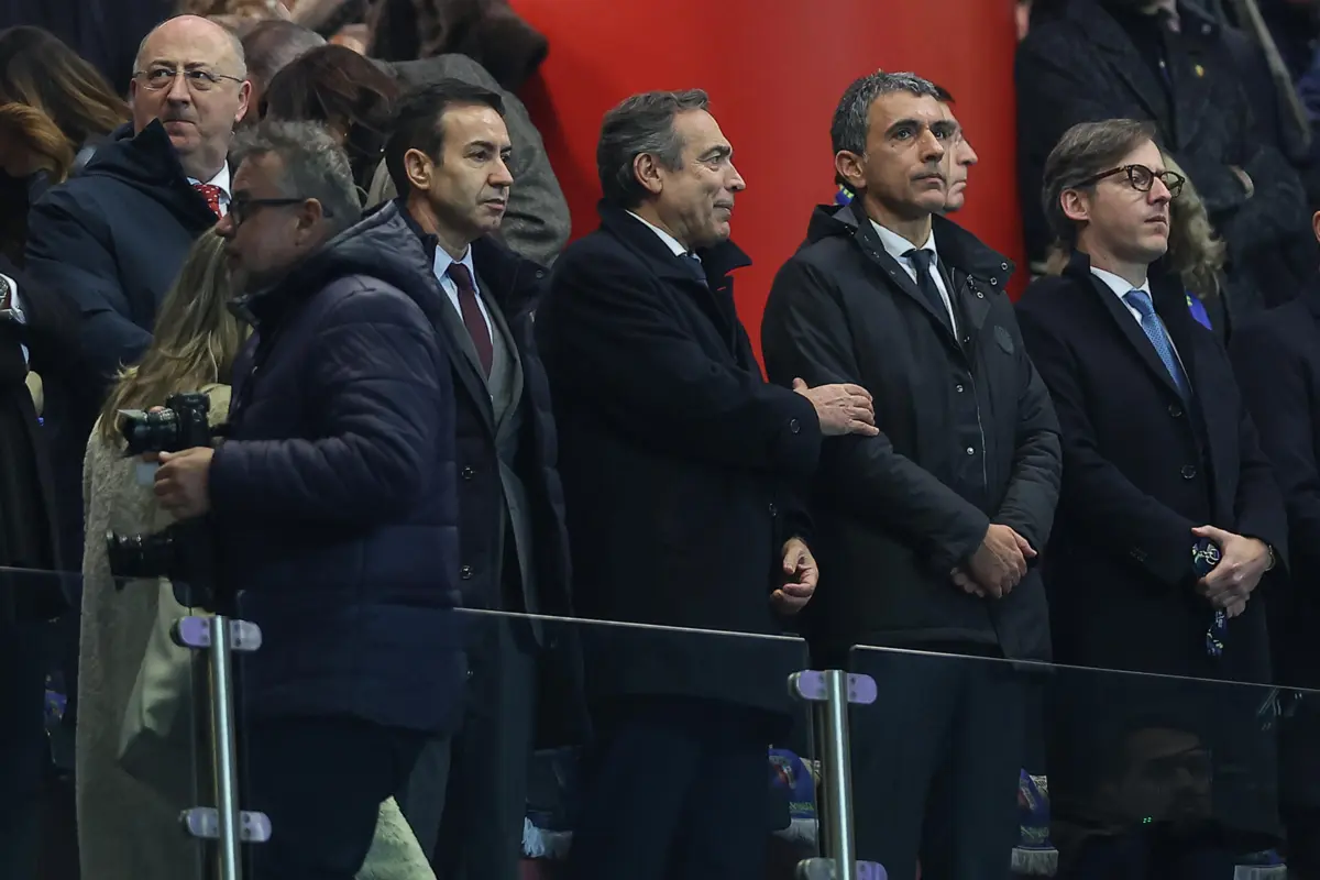 Reinaldo Teixeira entre António Salvador e António Miguel Cardoso