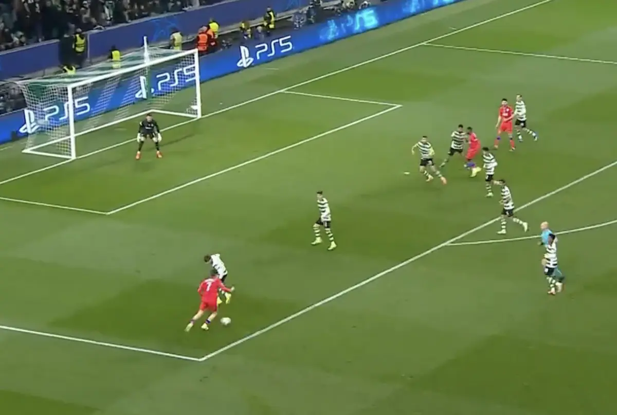 Imagem de contexto do artigo Golaço de Kvaratskhelia empatou o Sporting-PSG. Ora veja