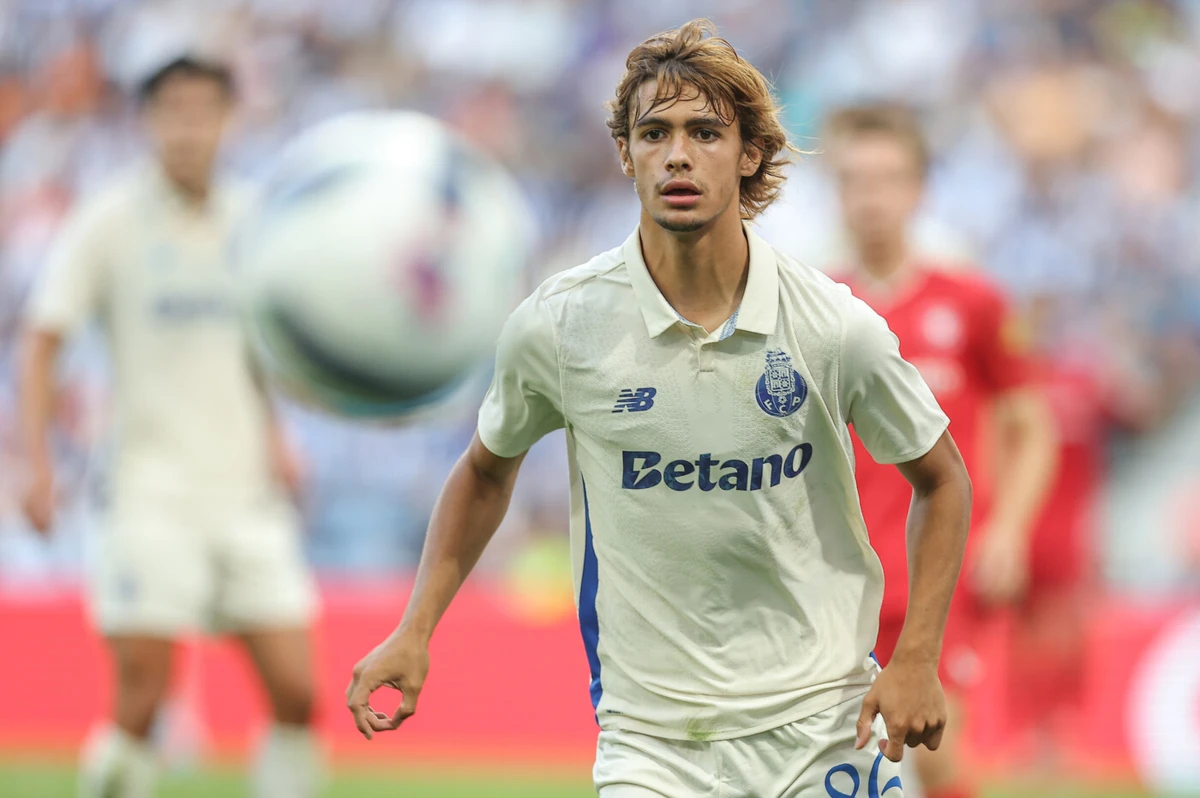 Rodrigo Mora (créditos: Miguel Pereira)