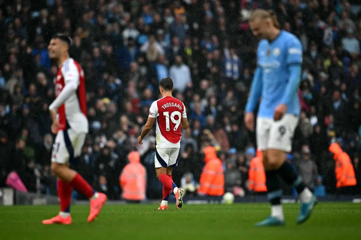 Imagem de contexto do artigo Arsenal chega à reviravolta, mas sofre expulsão antes do intervalo. Ora veja