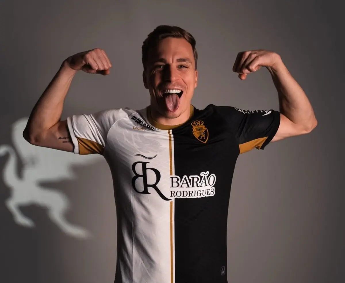 Alex Pinto, jogador do Farense