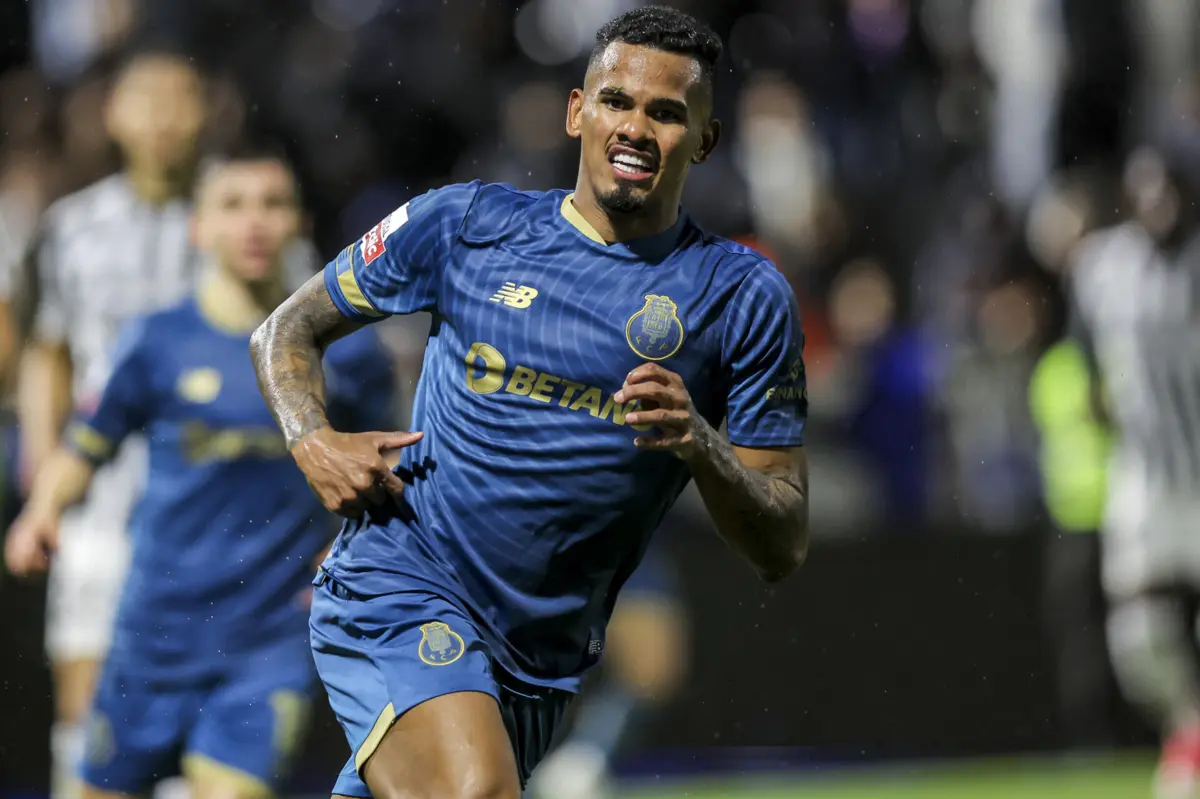 Imagem de contexto do artigo Galeno convocado para a seleção do Brasil