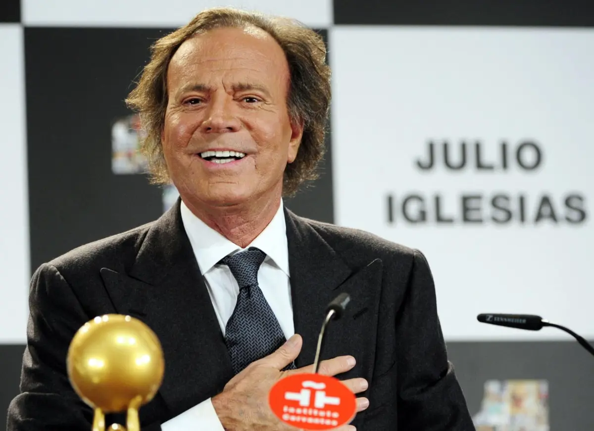 Julio Iglesias