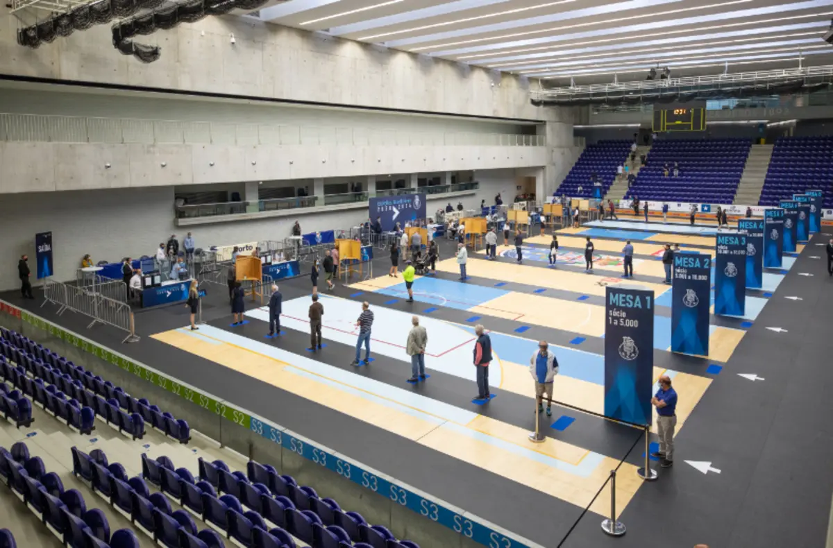 Eleições do FC Porto marcadas para 27 de abril (Créditos: Ivan del Val/Global Imagens)