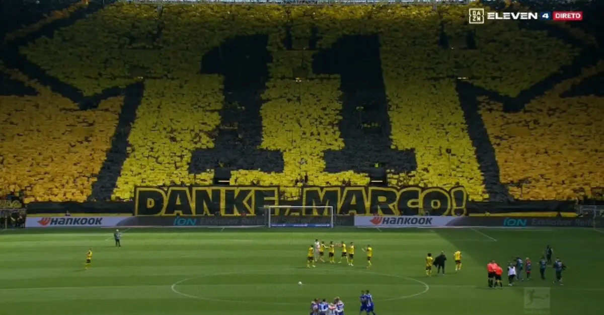 Homenagem a Reus, com a mensagem "Obrigado, Marco!" (créditos: DAZN)