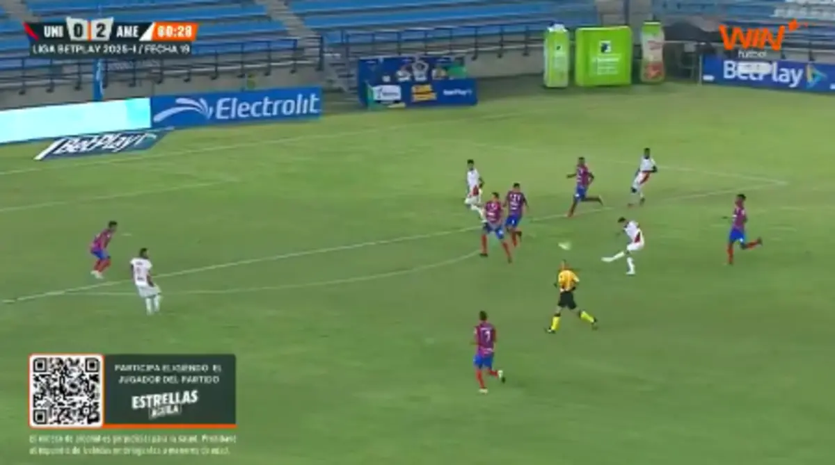 Imagem de contexto do artigo Veja o golaço de Juanfer Quintero que mereceu aplausos dos adeptos rivais