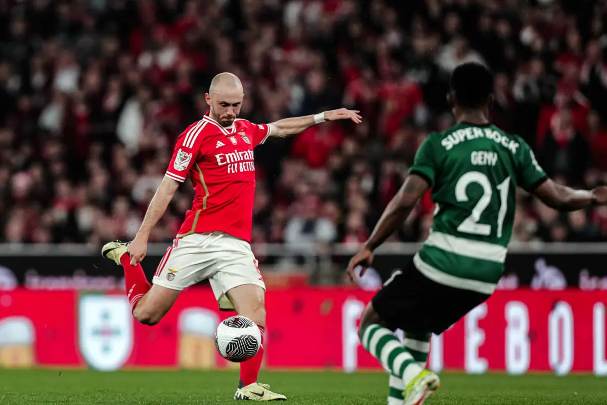 Imagem de contexto do artigo Aursnes é o lateral com mais minutos nos últimos 365 dias