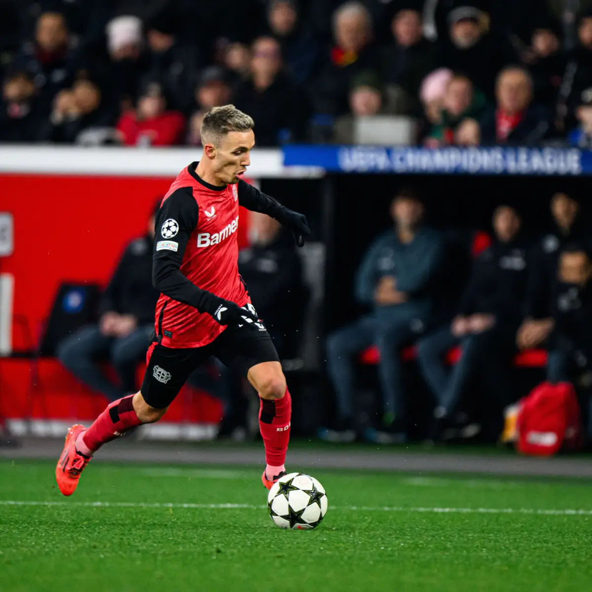 Alejandro Grimaldo (Créditos: Bayer 04 Leverkusen)