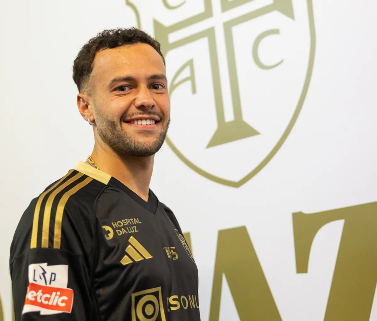 Imagem de contexto do artigo Tiago Morais volta a Portugal, mas agora para jogar no Casa Pia