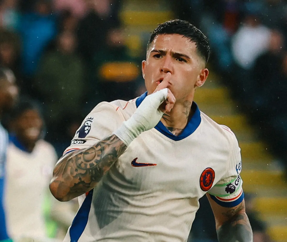 Festejo de Enzo (créditos: Chelsea)