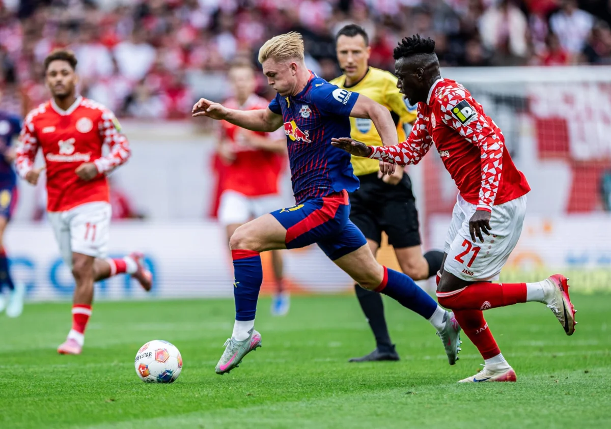 Imagem de contexto do artigo Conrad Harder feliz no Leipzig, mas sem esquecer Gyokeres e Amorim