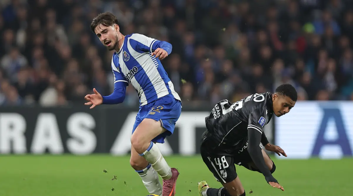 Martim Fernandes foi titular na derrota frente ao V. Guimarães