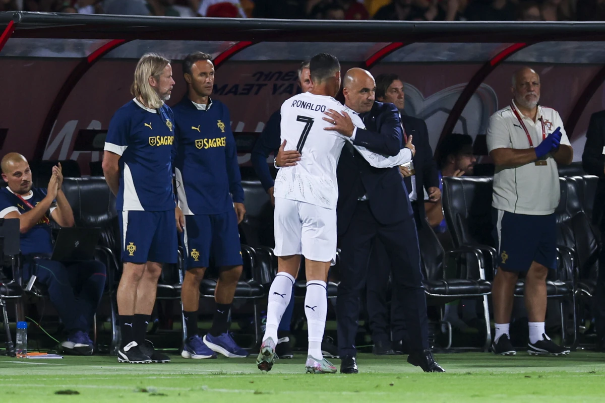 Imagem de contexto do artigo Roberto Martínez: "Ronaldo é como um jovem que vem à Seleção pela primeira vez"