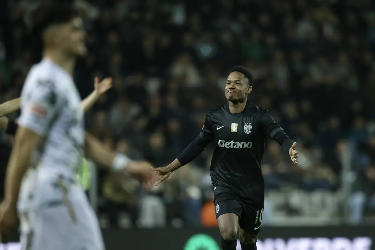 Imagem de contexto do artigo Sporting vence Moreirense e pressiona líder FC Porto