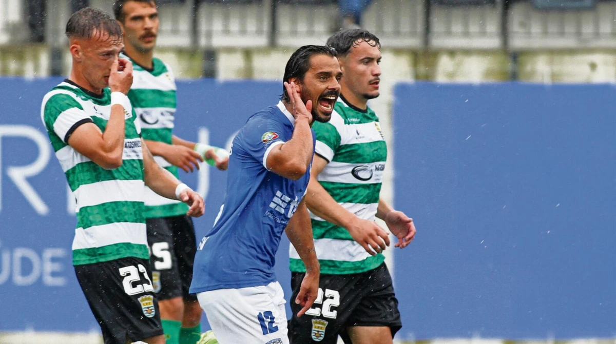 André Soares tem três promoções no currículo: duas com o Vizela e uma pelo Vilaverdense (créditos: Ivo Pereira)