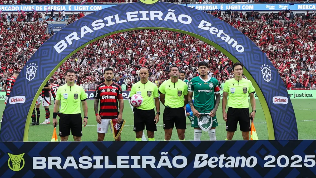 Imagem de contexto do artigo Palmeiras e Flamengo trocam acusações: "Vem uma arbitragem normal e já estão a reclamar..."
