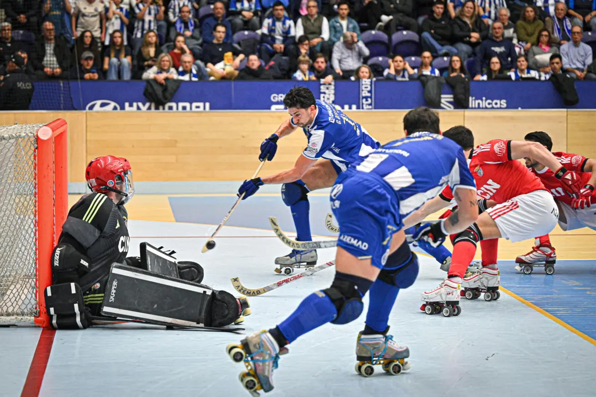 Imagem de contexto do artigo Empate entre FC Porto e Benfica no clássico de hóquei em patins