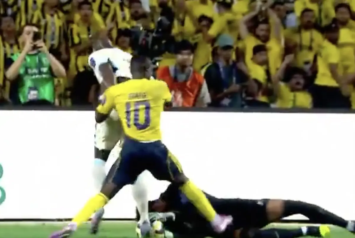 Imagem de contexto do artigo Al Nassr-Al Ittihad: Sadio Mané marca e é expulso em menos de 25 minutos. Ora veja