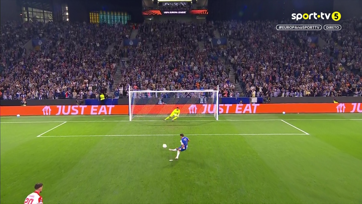 Imagem de contexto do artigo FC Porto-Estrela Vermelha: William Gomes abre o marcador. Ora veja