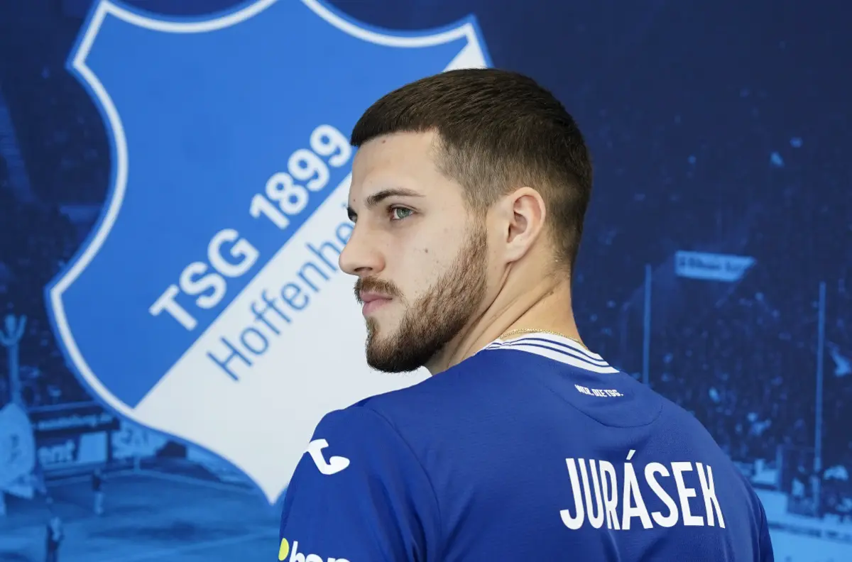 David Jurásek (Créditos: TSG Hoffenheim)