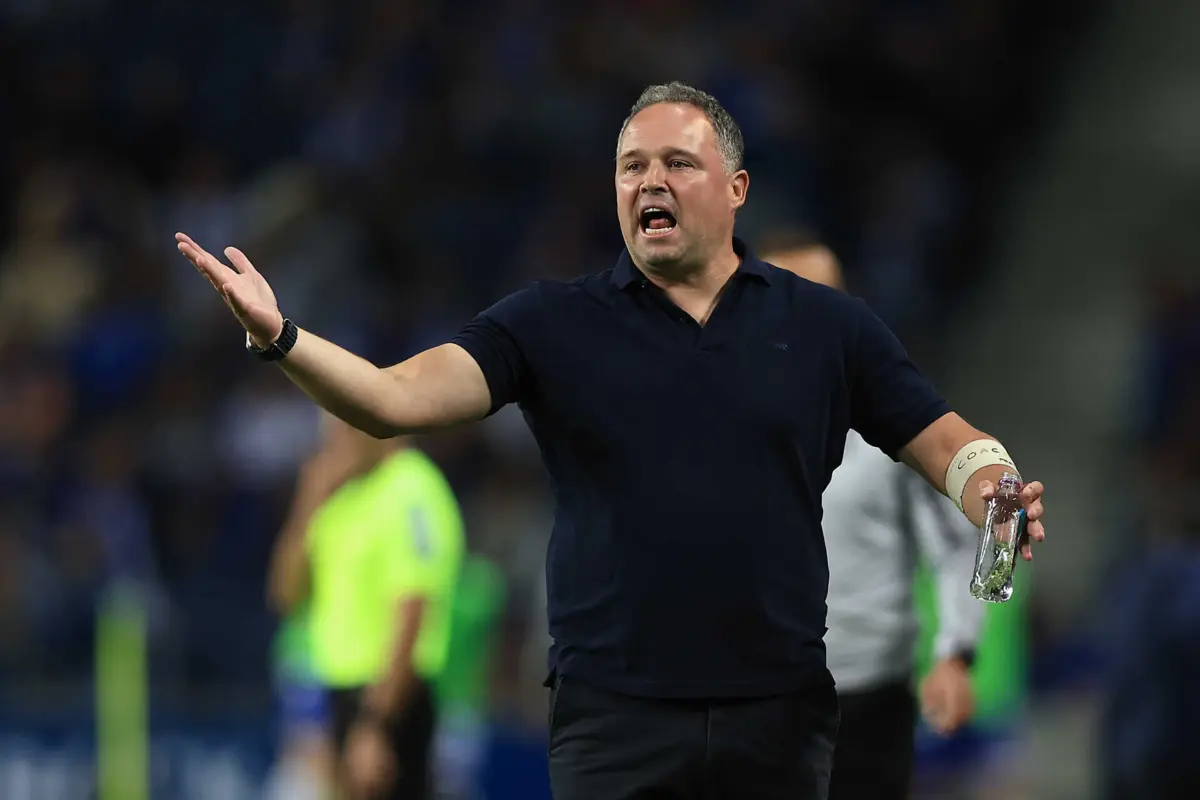 Imagem de contexto do artigo Campelos e a arbitragem: "Podíamos ter mais três, quatro ou cinco pontos"