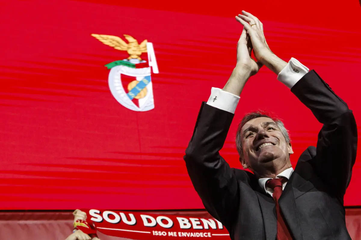 Imagem de contexto do artigo Noronha Lopes atrasa voto eletrónico nas eleições do Benfica