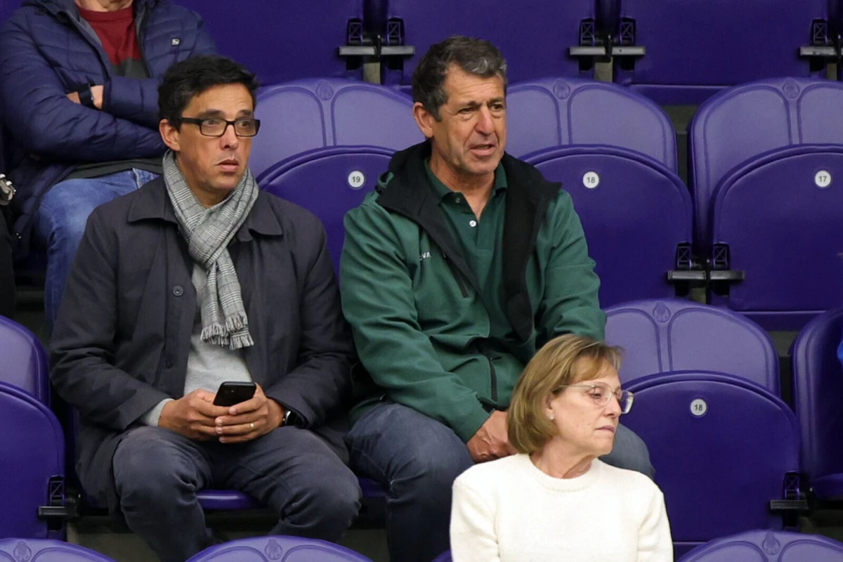 Mário Santos, à esquerda