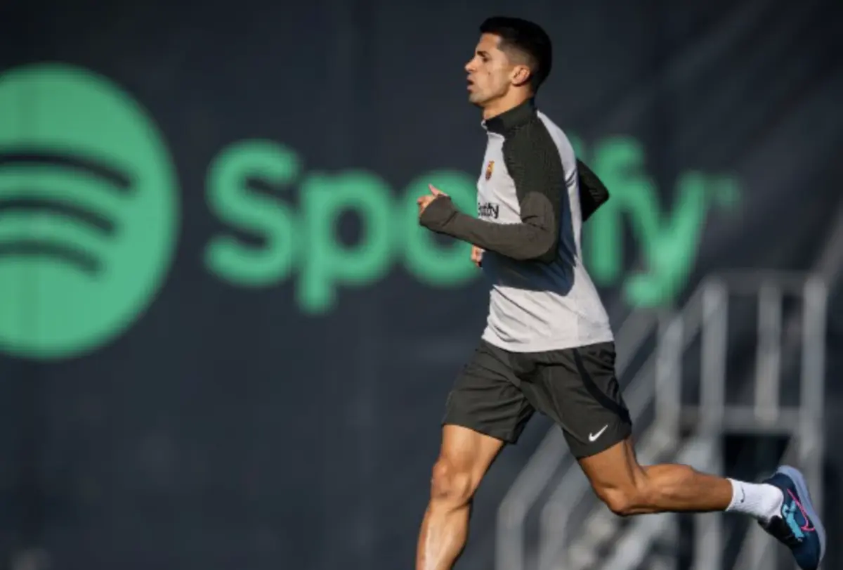 João Cancelo (Créditos: FC Barcelona)