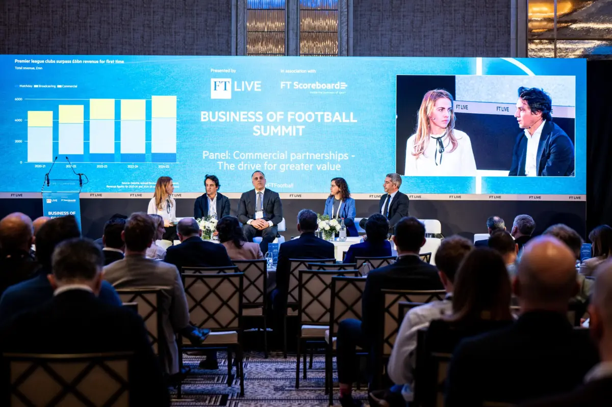 André Bernardo no Business of Football Summit (Créditos: Financial Times)